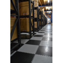 PVC kliktegel grijs 500 x 500 x 6 mm. Vloertegel voor industrieel gebruik - hamerslag anti slip profiel