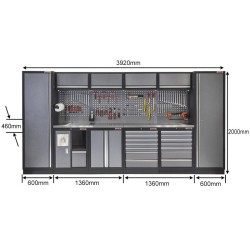 Complete Werkplaatsinrichting, werkbank met metaal omkleed blad, gereedschapskast, gereedschapsbord, 17 laden, 392 x 200 cm. Complete Werkplaatsinrichting, werkbank met metaal omkleed blad, gereedschapskast, gereedschapsbord, 17 laden, 392 x 200 cm.