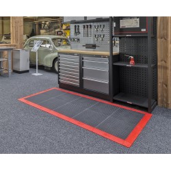 Antislip vloer mat – PVC werkplaatsmat – antivermoeidheidsmat, kleur zwart en rood, afm. 176 x 96 cm