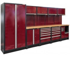 Complete werkplaatsinrichting, werkbank houten blad, gereedschapskast, gereedschapsbord, 4 x hangkast,12 laden, 379,5 x 200 cm