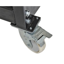 Werkbank op wielen met 160 x 70 cm. metalen blad.