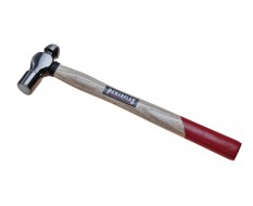 Lichte bolkophamer 230 gram – bolhamer – smeedhamer met houten steel.