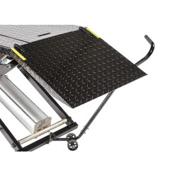 Een heftafel voor een motor online kopen. Webshop Powerplustools.be