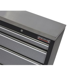 Met metaal omkleed blad 136 x 46 x 3,6 cm voor garageserie